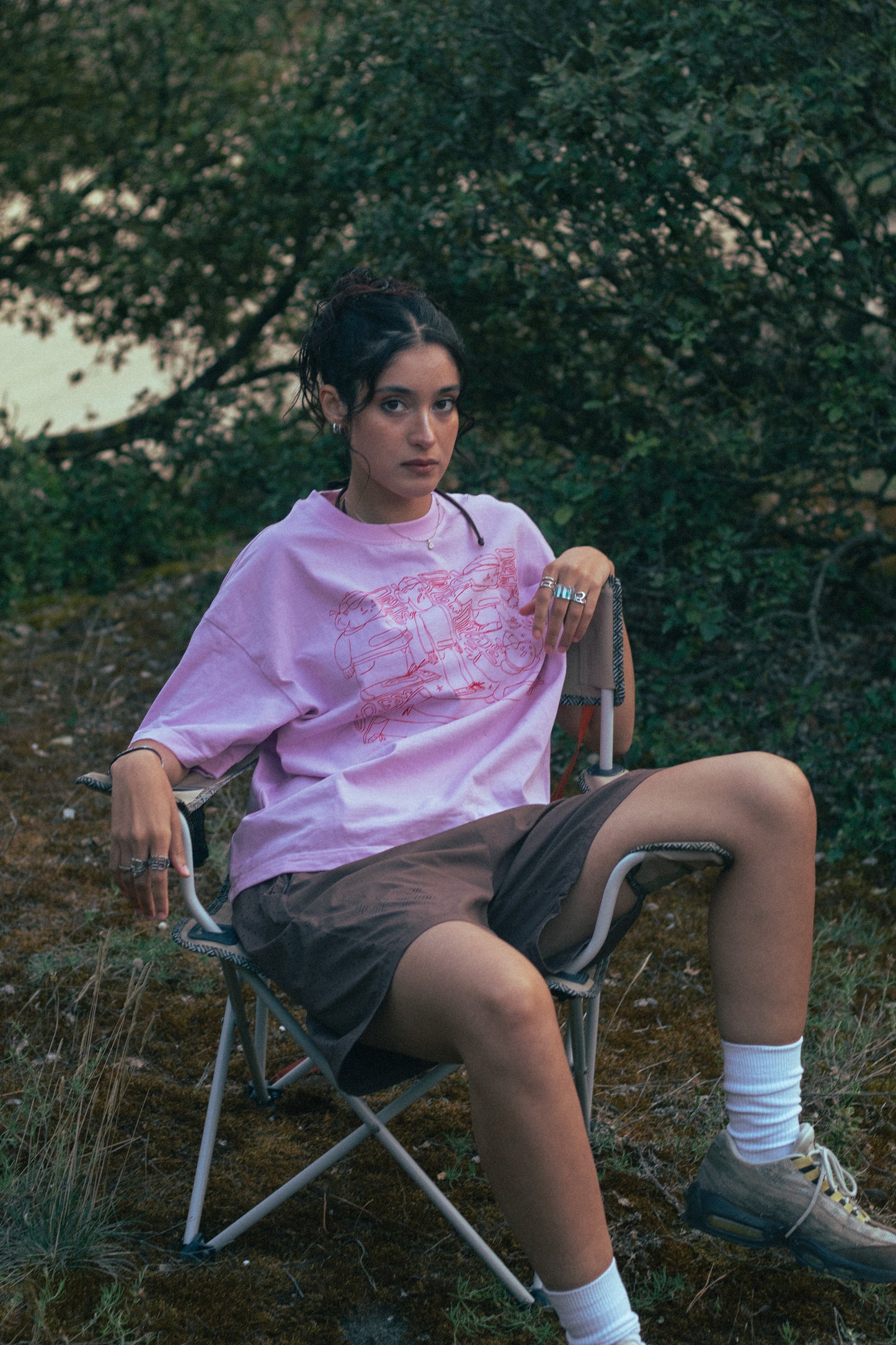 "DEBILOS FAMILY" Graphic tee