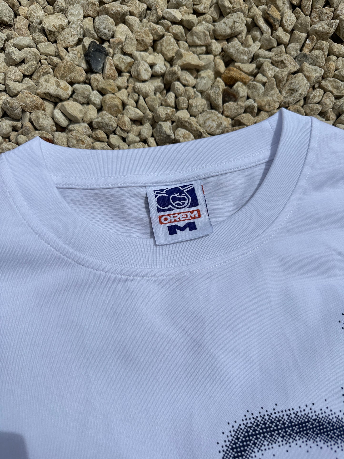 "BIG DEBILOS" Graphic tee