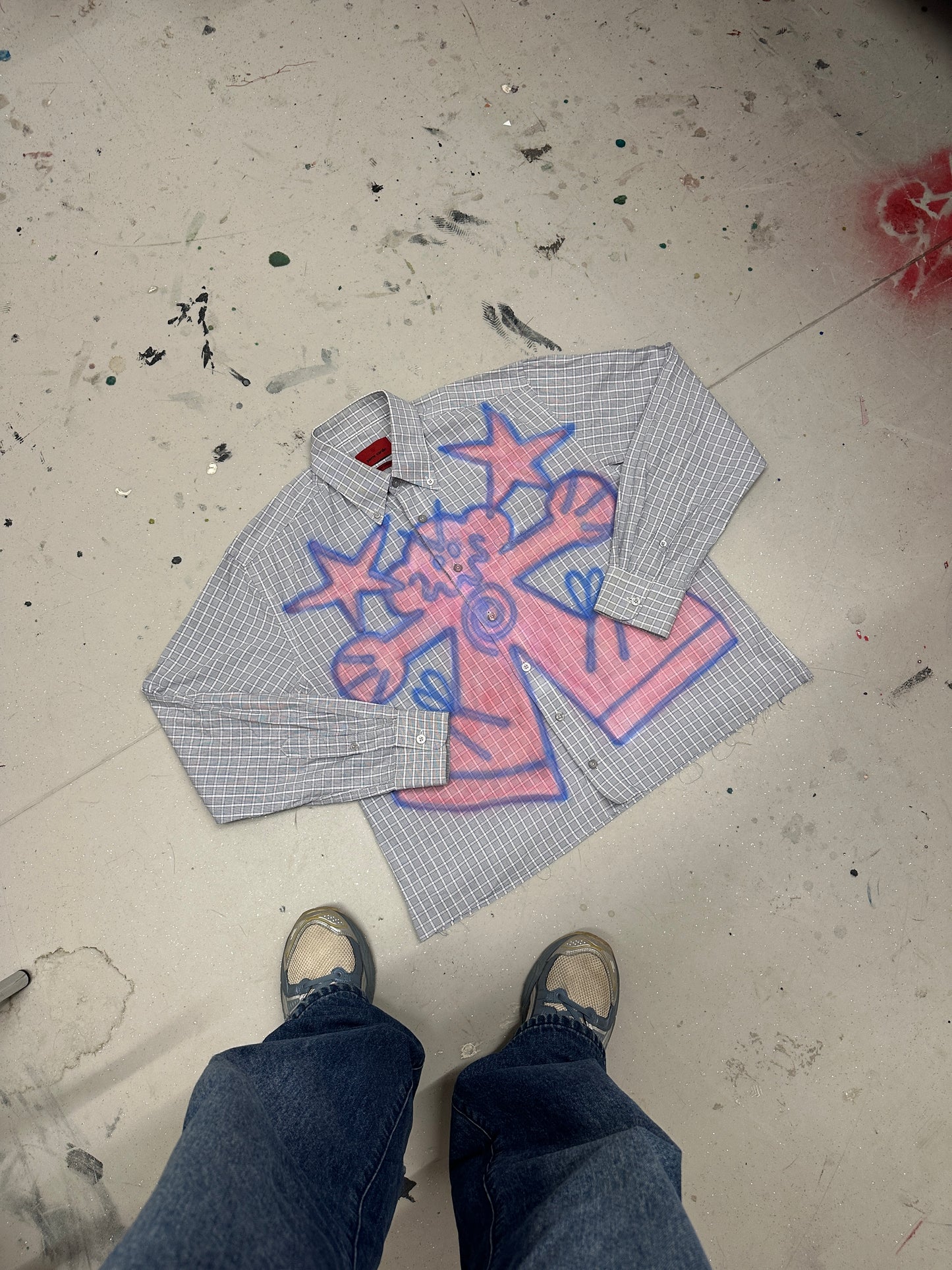 Airbrush custom shirt "DEBILOS"