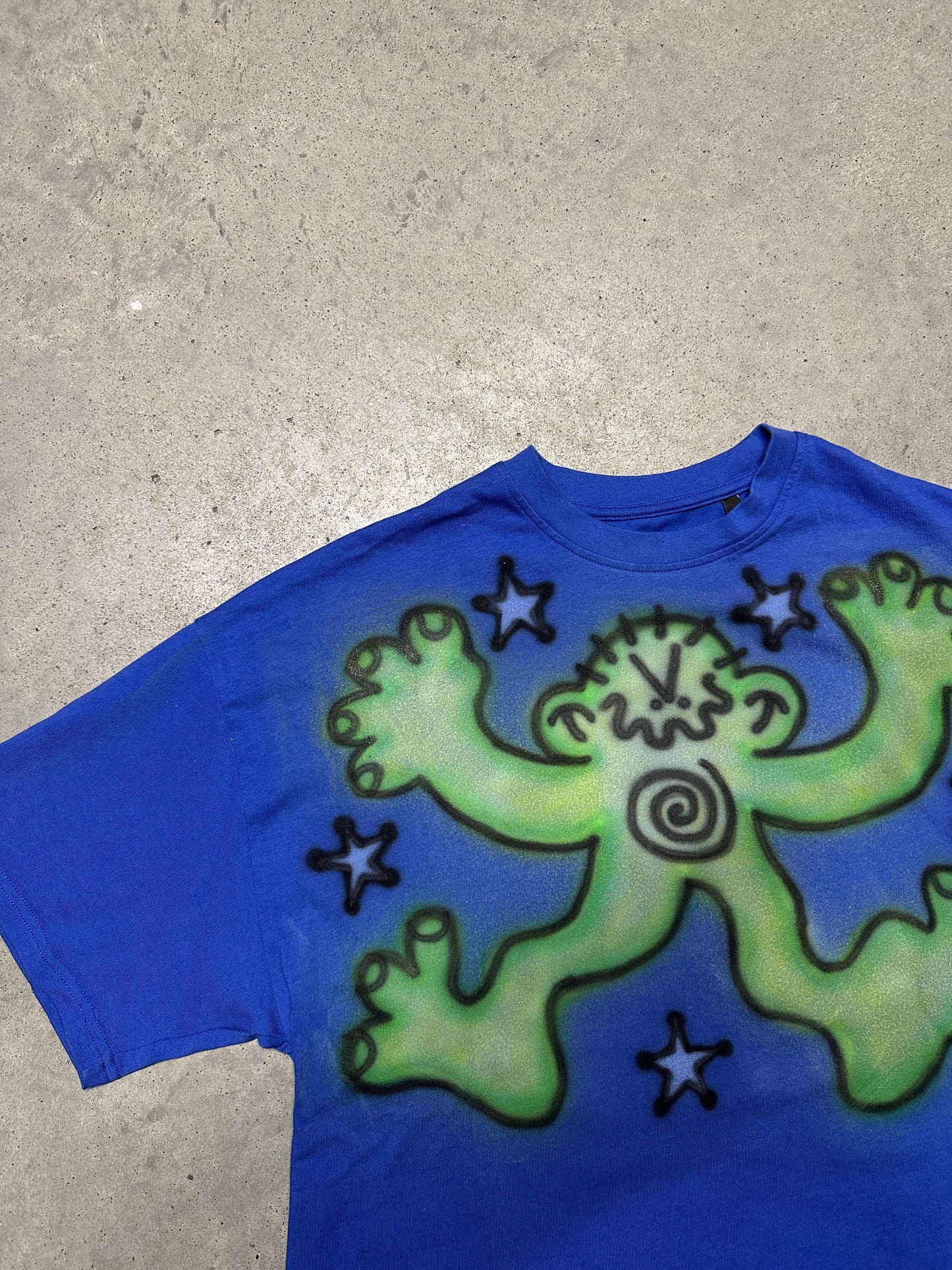 Airbrush custom tee "BIG DEBILOS"
